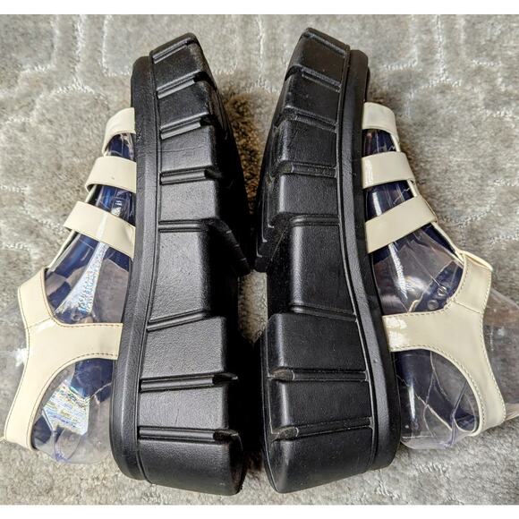 Forever 21 White Chunky Platform Sandals WOMENS 8 patent leather caged lug sole - Picture 6 of 13
